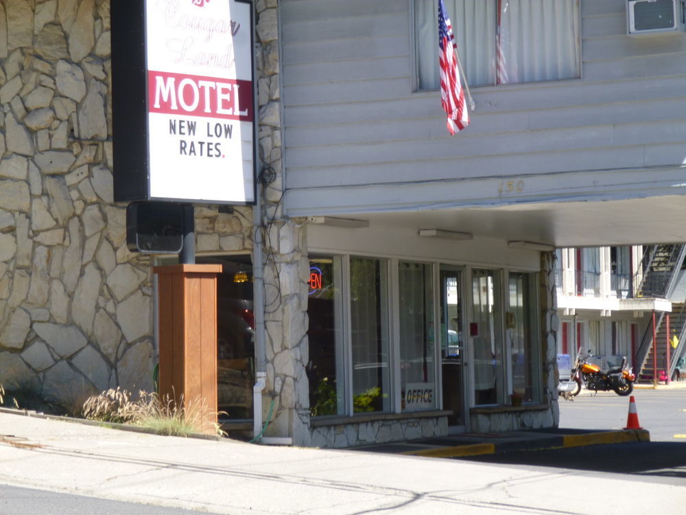 Cougar Land Motel Pullman Zewnętrze zdjęcie